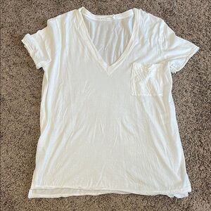 Lush White Short Sleeve V-Neck Tee